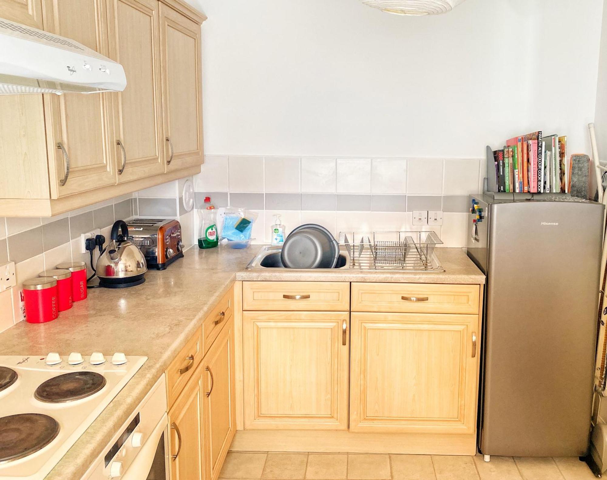 Ground Floor Central 1 Bed With Parking Абърдийн Екстериор снимка