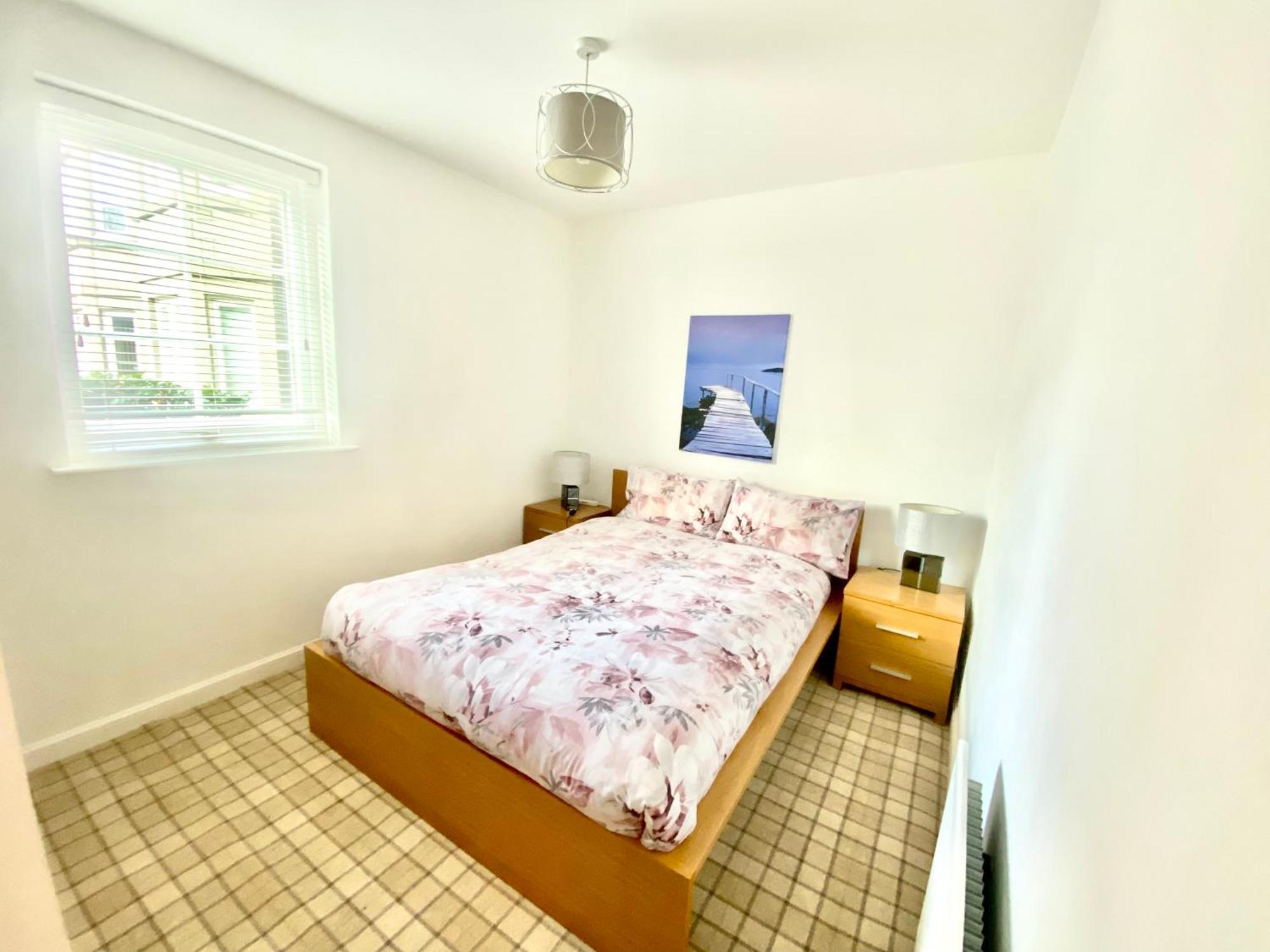 Ground Floor Central 1 Bed With Parking Абърдийн Екстериор снимка